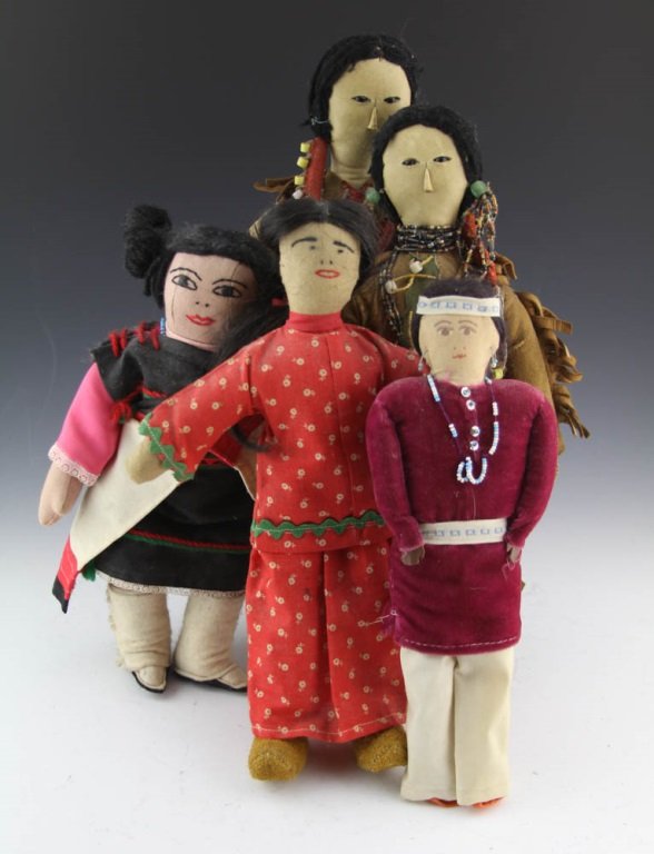 (5) HANDMADE NATIVE AMERICAN DOLLS (1 of 5)