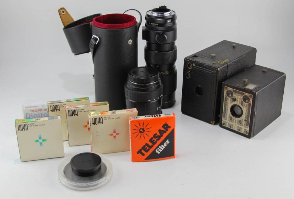 MIXED CAMERAS & ACCESSORIES (1 of 5)