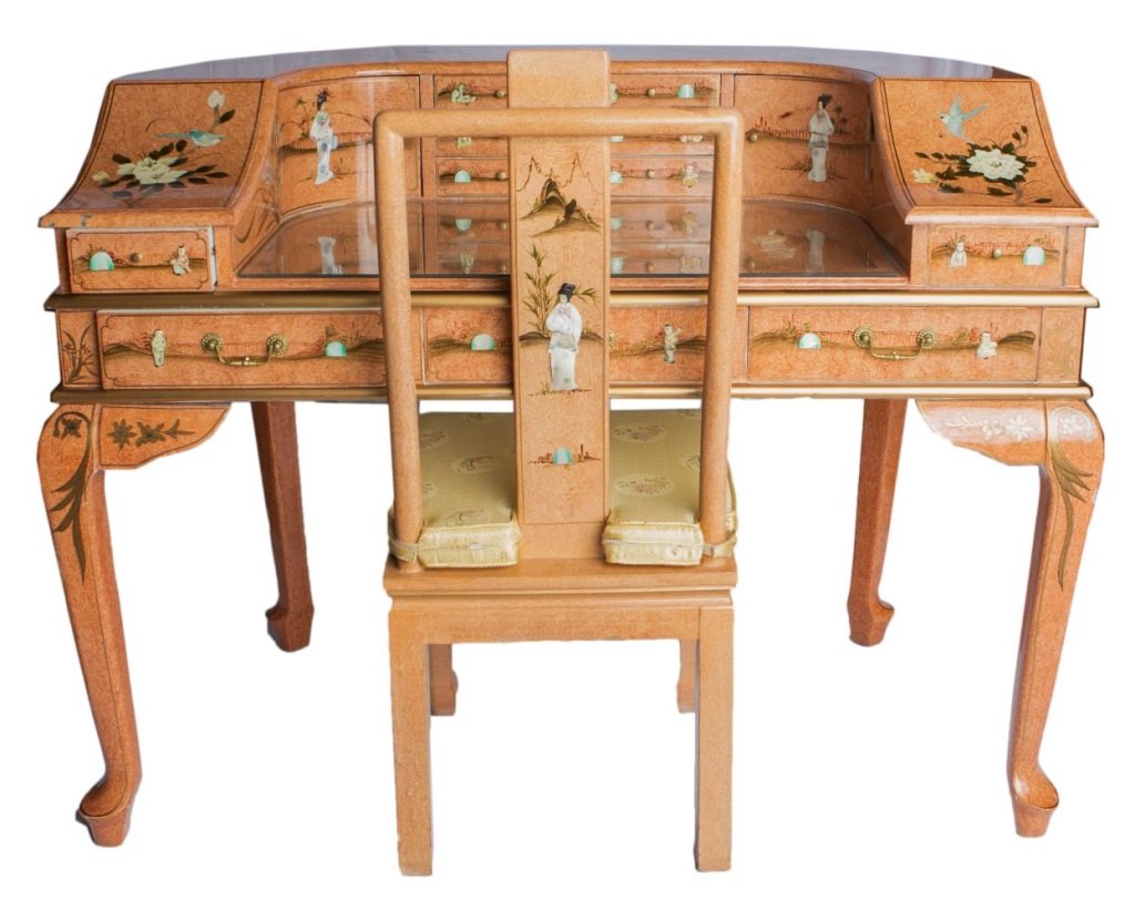 PINK LACQUER WOODEN CHINESE DESK (1 of 7)