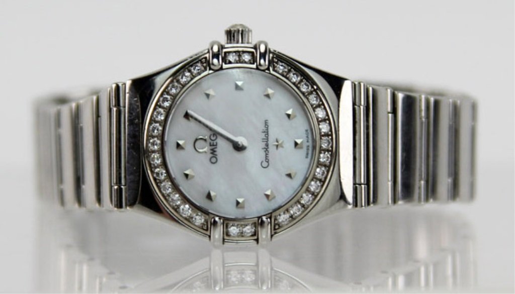 LADIES OMEGA CONSTELLATION DIAMOND BEZEL (1 of 4)