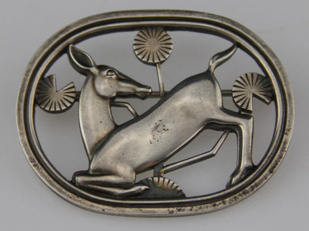STERLING DENMARK ART DECO STYLE DEER BROOCH (1 of 2)