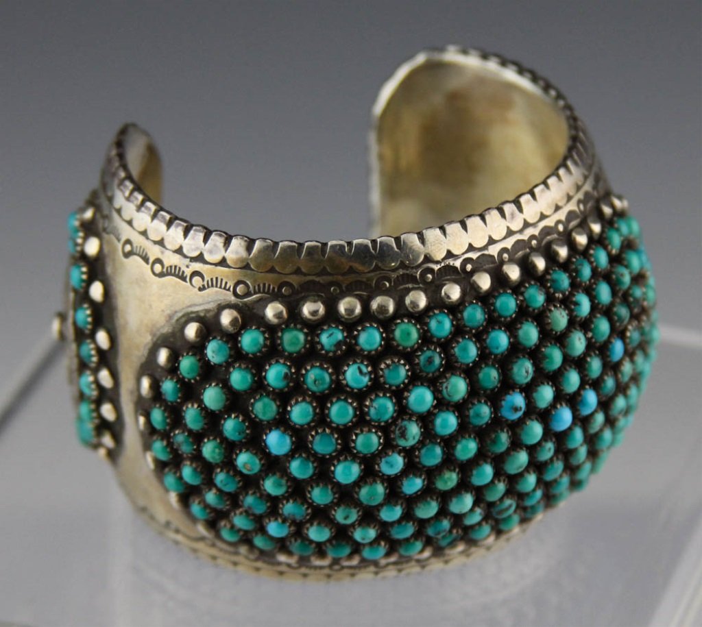 NAVAJO STERLING SILVER & TURQUOISE CUFF BRACELET (1 of 5)
