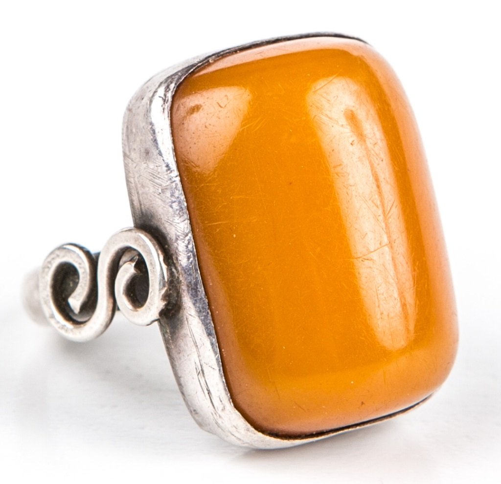 LADIES STERLING SILVER BUTTERSCOTCH AMBER RING (1 of 3)