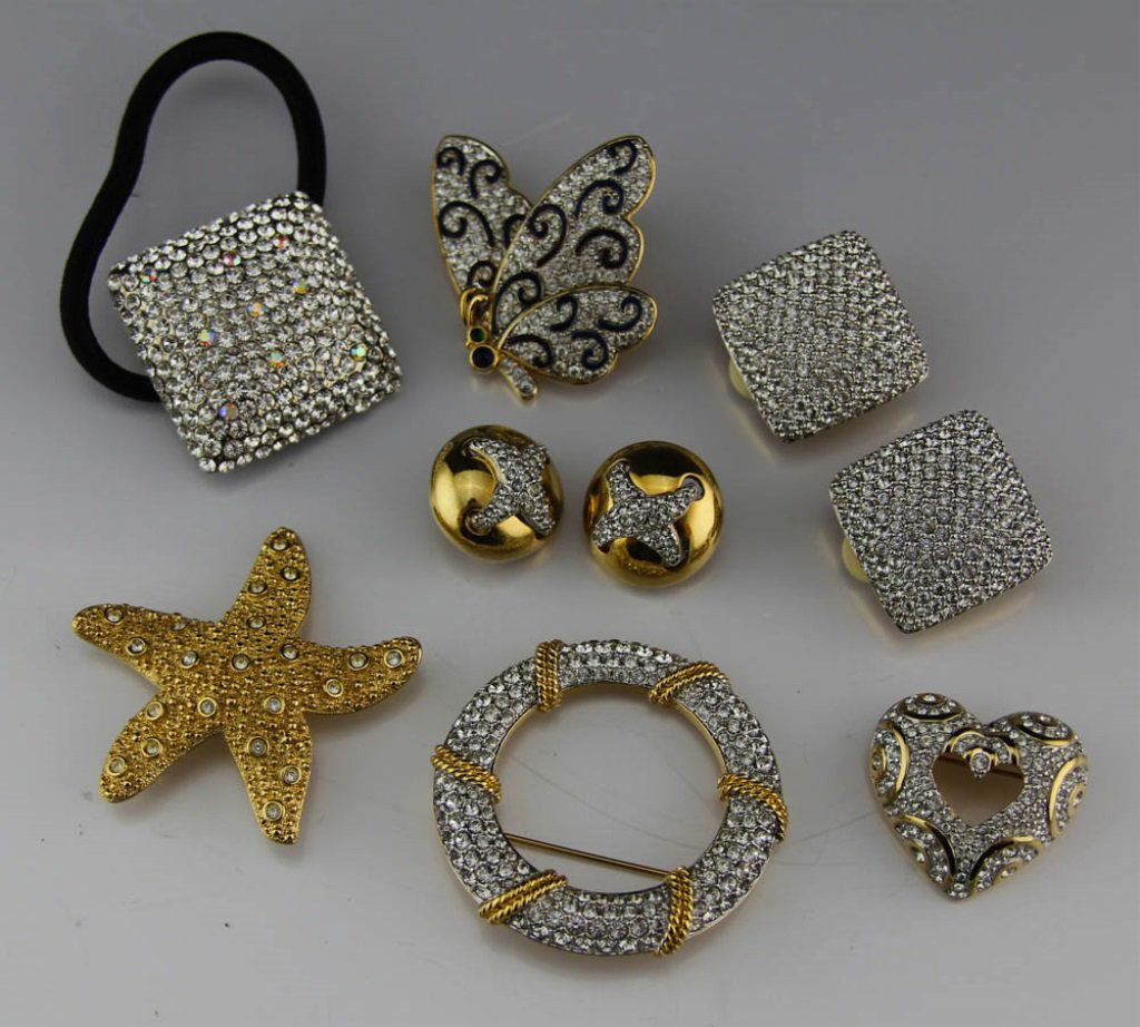 SWAROVSKI CRYSTAL BROOCHES EARRINGS HAIR PIECE (1 of 4)