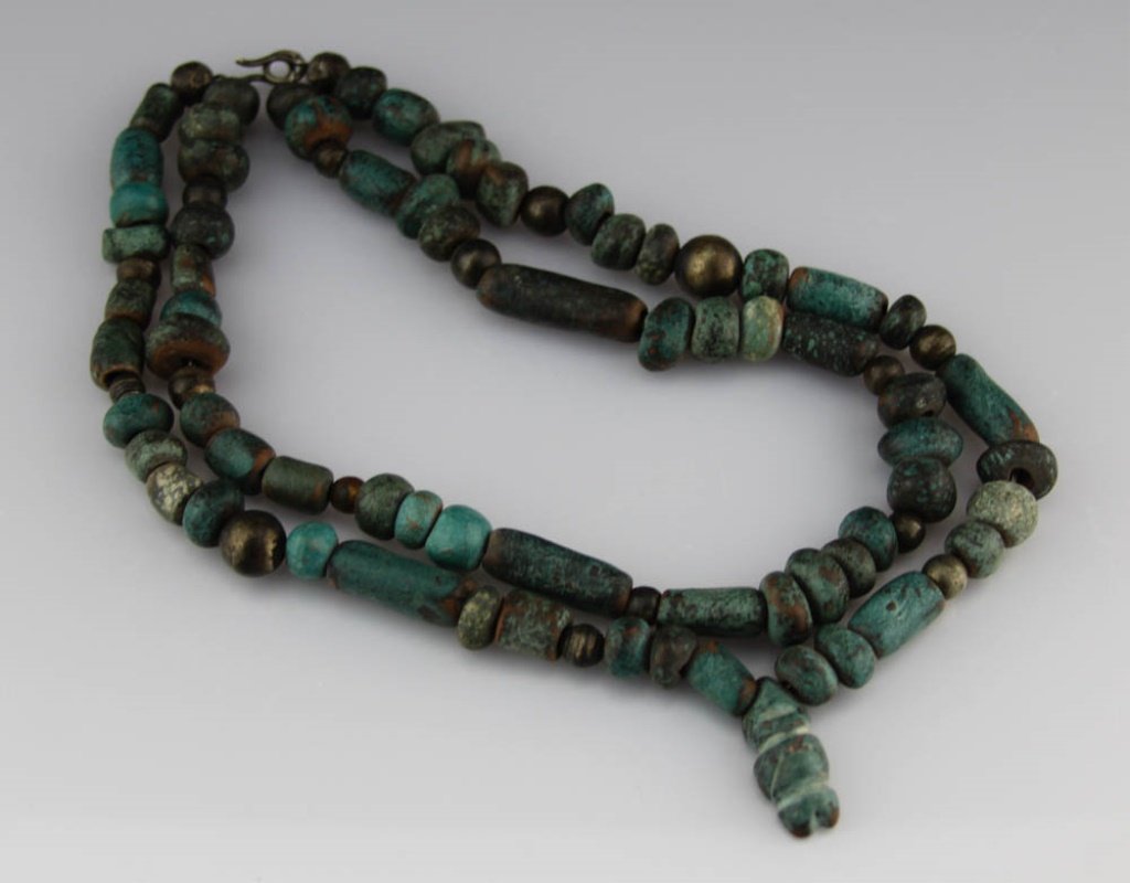 CENTRAL AMERICAN CERAMIC BEAD NECKLACE (1 of 4)