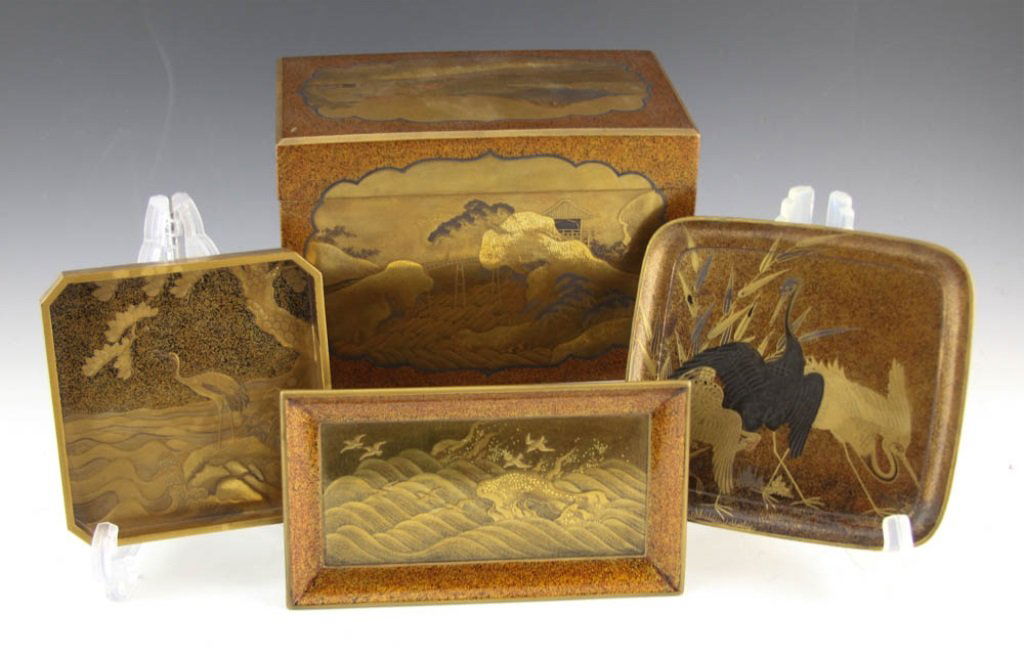 (4) PIECES OF GOLD TONE JAPANESE LACQUERWARE (1 of 5)