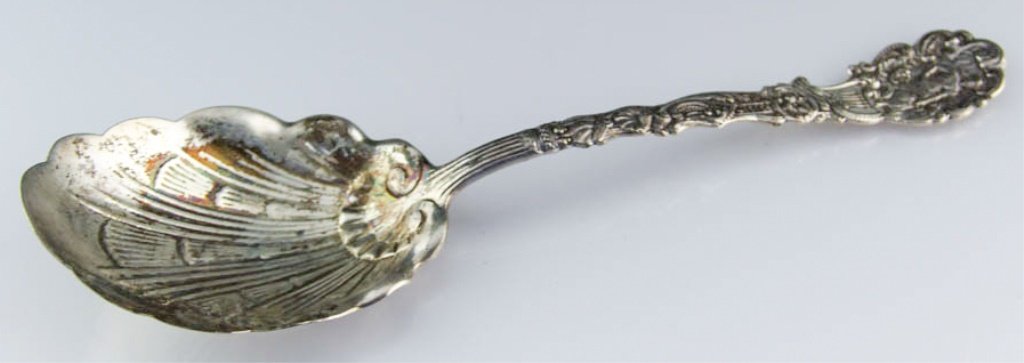 GORHAM STERLING SILVER VERSAILLES SERVING SPOON (1 of 5)