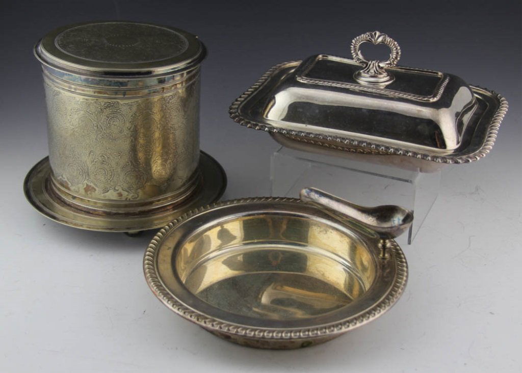 (3) SILVER PLATED SERVING PIECES (1 of 4)