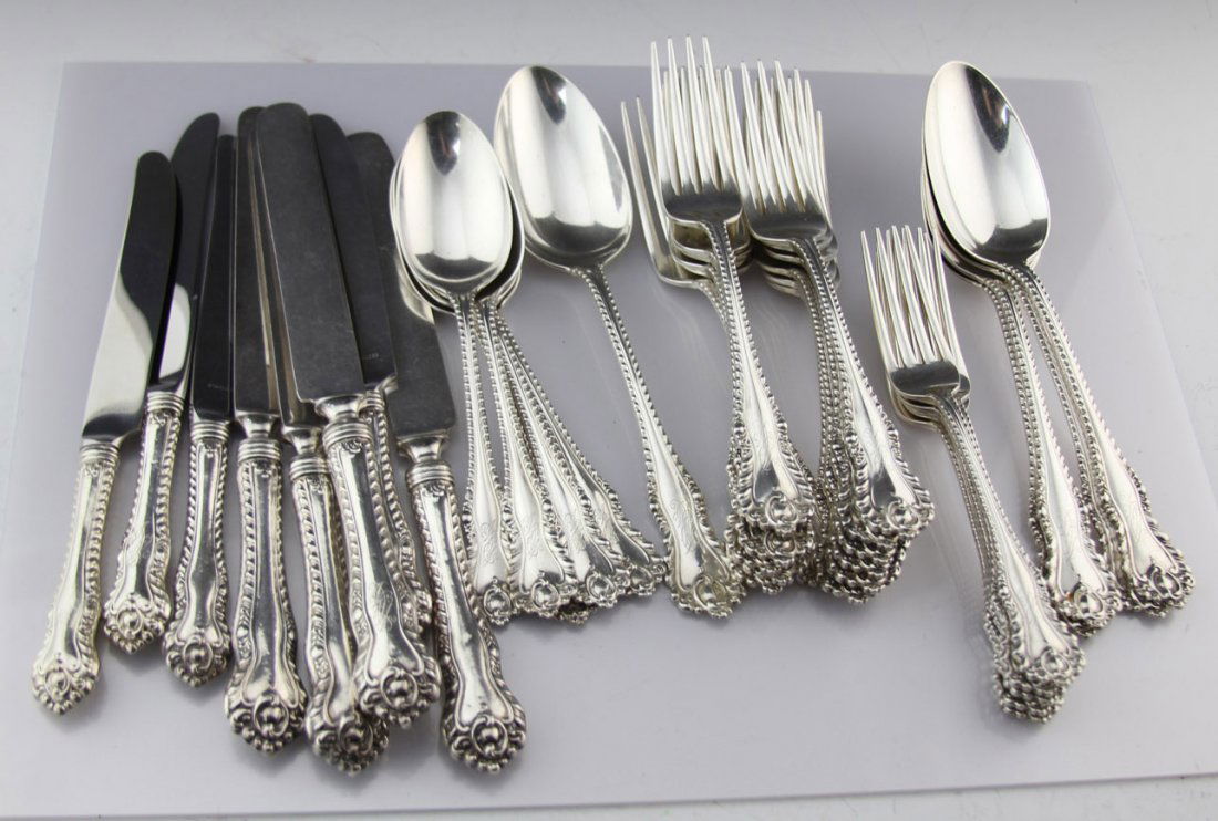 35 BAILEY BANKS & BIDDLE STERLING SILVER FLATWARE (1 of 6)