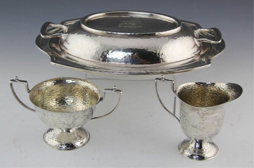 (3) HAMMER FINISH SILVER PLATED SERVING PIECES (1 of 6)