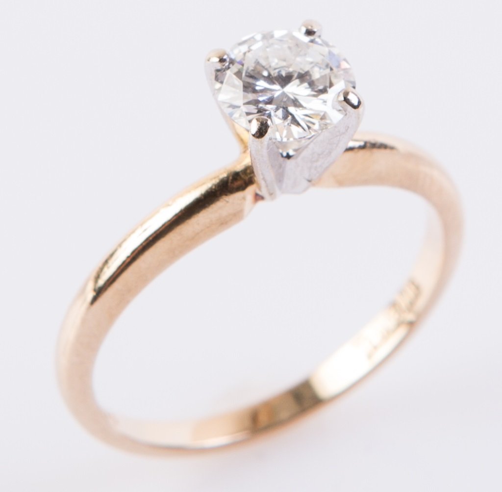 LADIES 14K YELLOW GOLD DIAMOND SOLITAIRE RING (1 of 3)