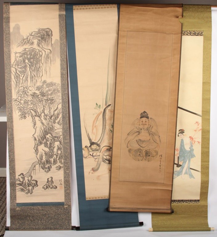 4 CHINESE SCROLLS (1 of 5)