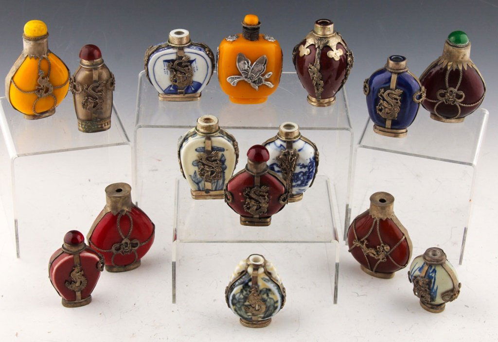 15 CHINESE PEWTER EMBELLISHED SNUFF BOTTLES (1 of 7)