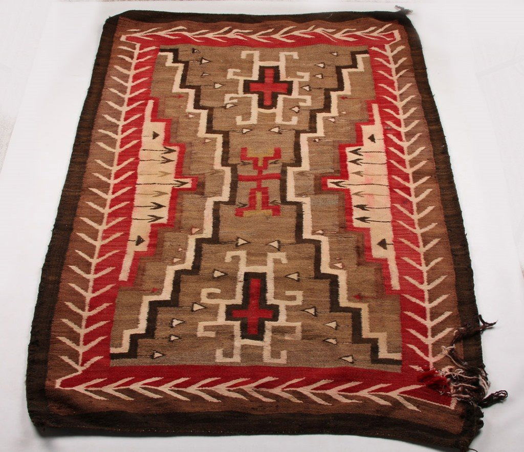 MID 20TH CENTURY NAVAJO RUG WITH STORM PATTERN (1 of 5)