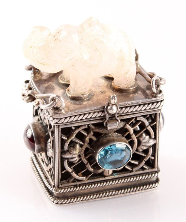 STERLING SILVER ELEPHANT MOTIF VINAIGRETTE CHARM (1 of 4)