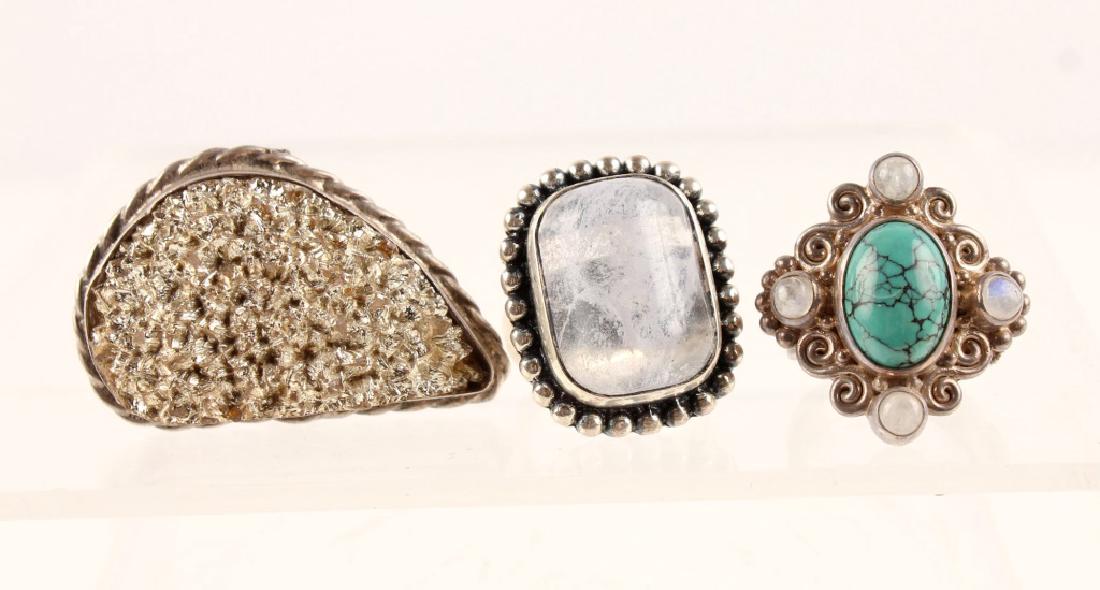 3 SIGNED STERLING SILVER FASHION RINGS (1 of 6)