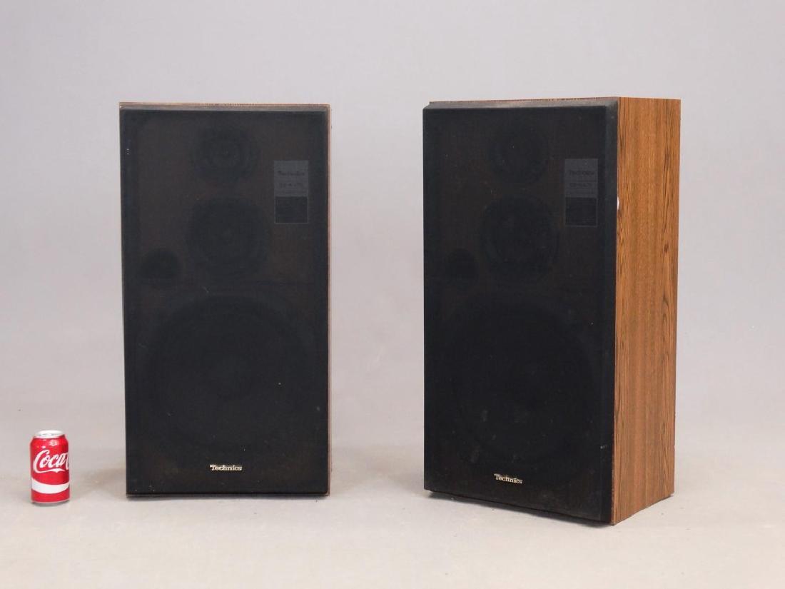 Pair Technics Speakers (1 of 4)