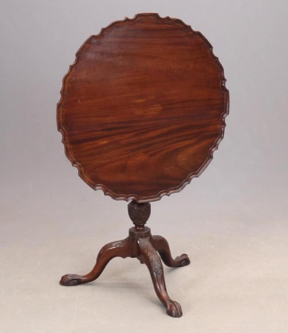 18th c. Mahogany Pie Crust Top Tea Table (1 of 5)