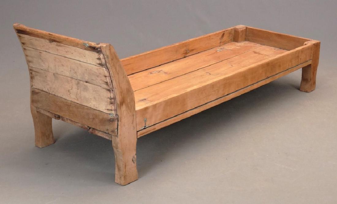 Canadian Primitive Daybed (1 of 3)