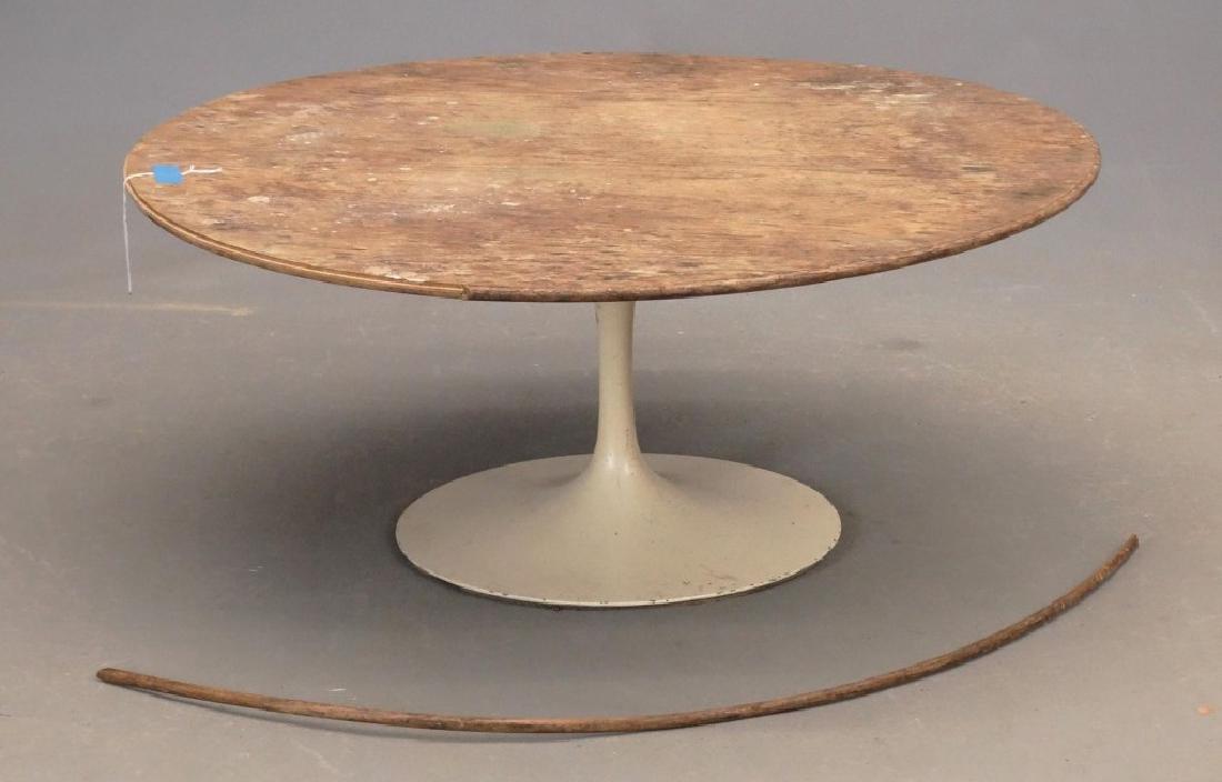 Saarinen Table Base (1 of 5)