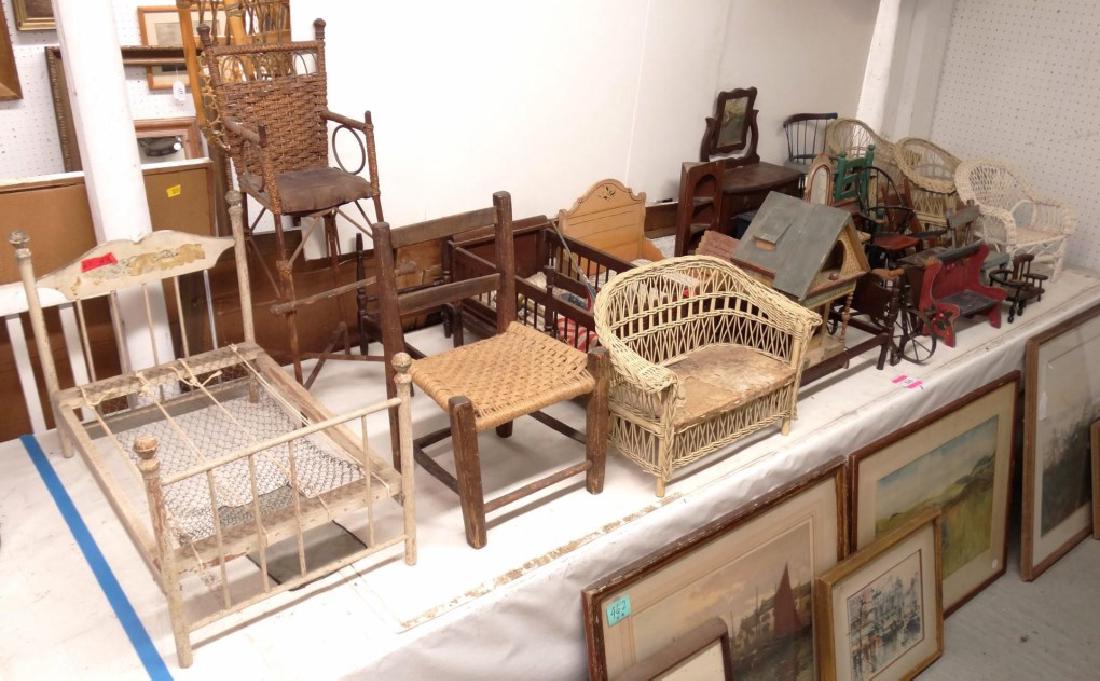 Doll Furniture Lot (1 of 11)