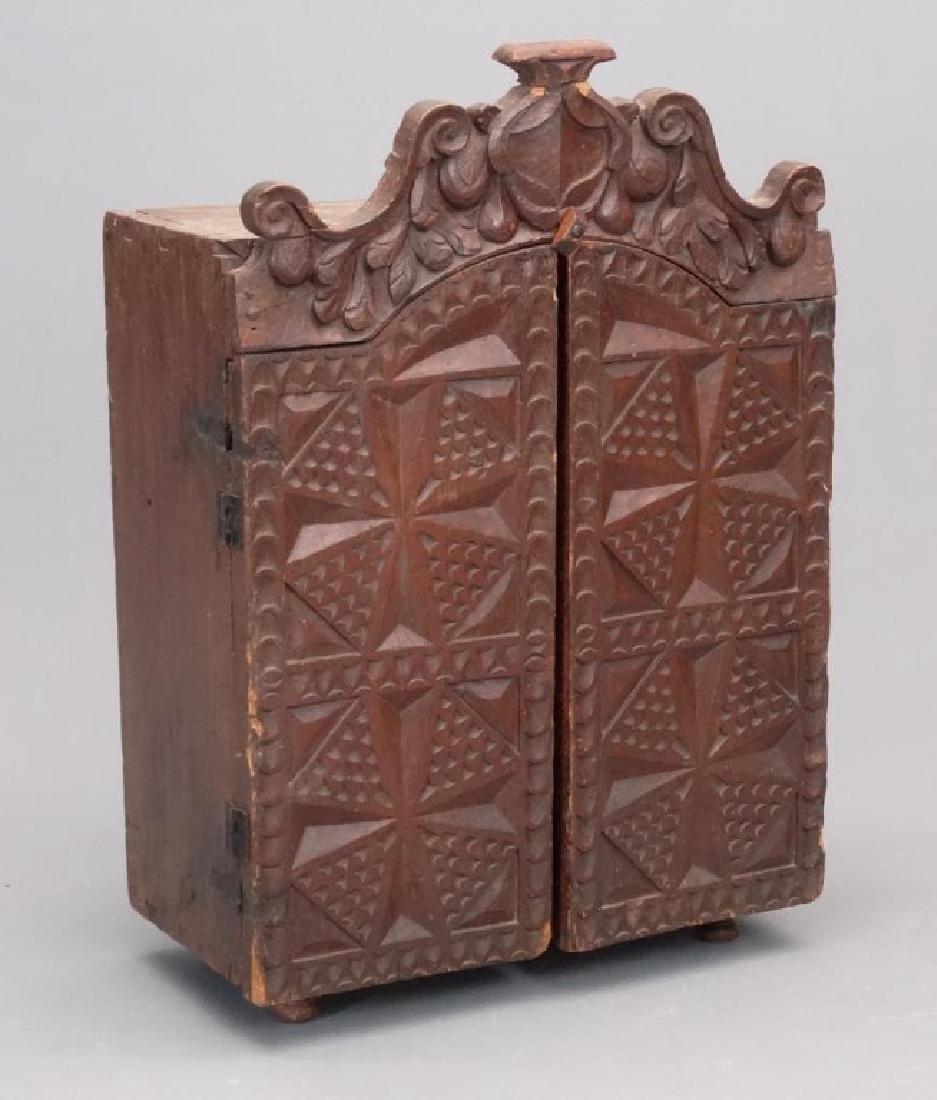 Continental Wall Cupboard (1 of 7)