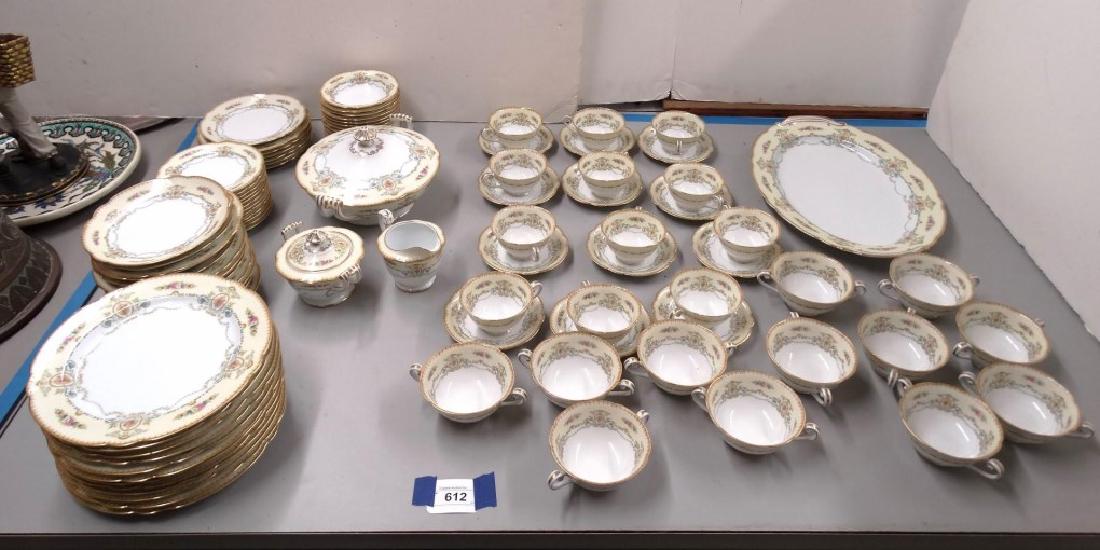 Noritake Dinner Service (1 of 7)