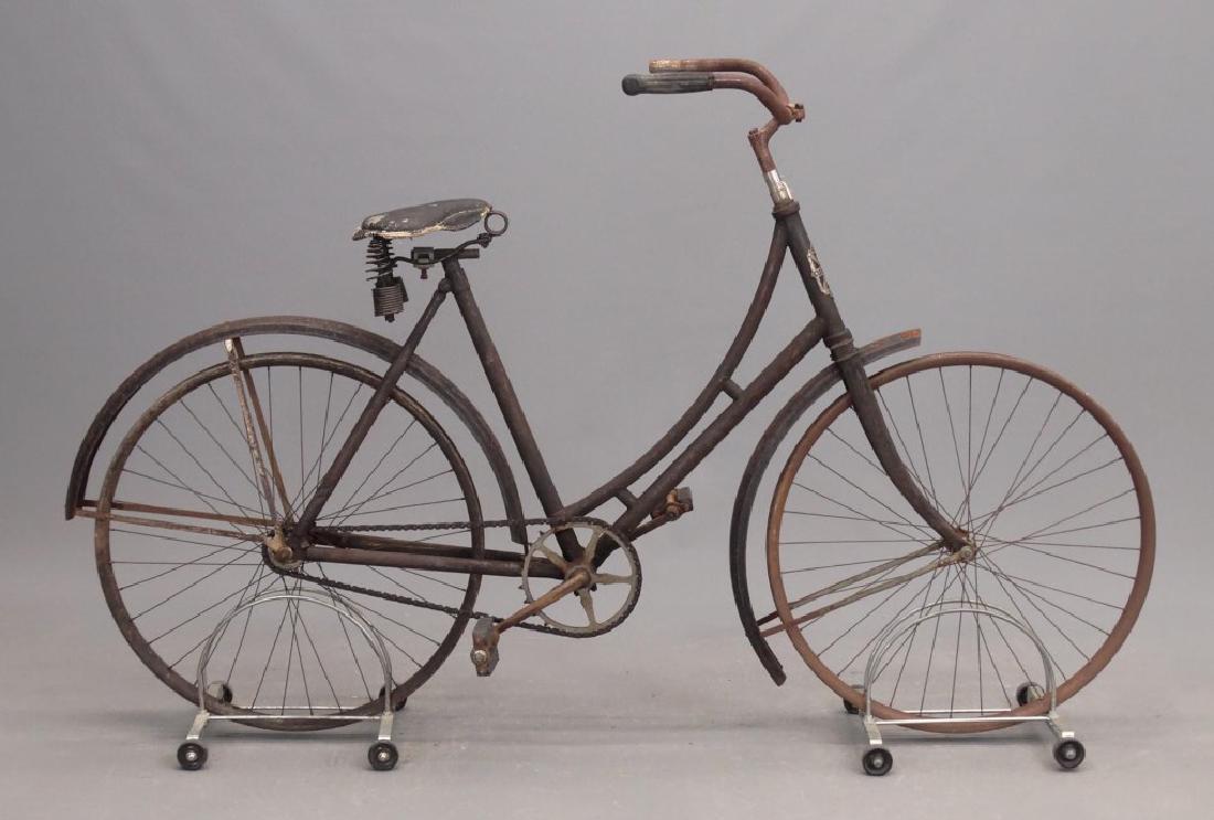 C. 1910 Cleveland Pneumatic Safety Bicycle (1 of 8)