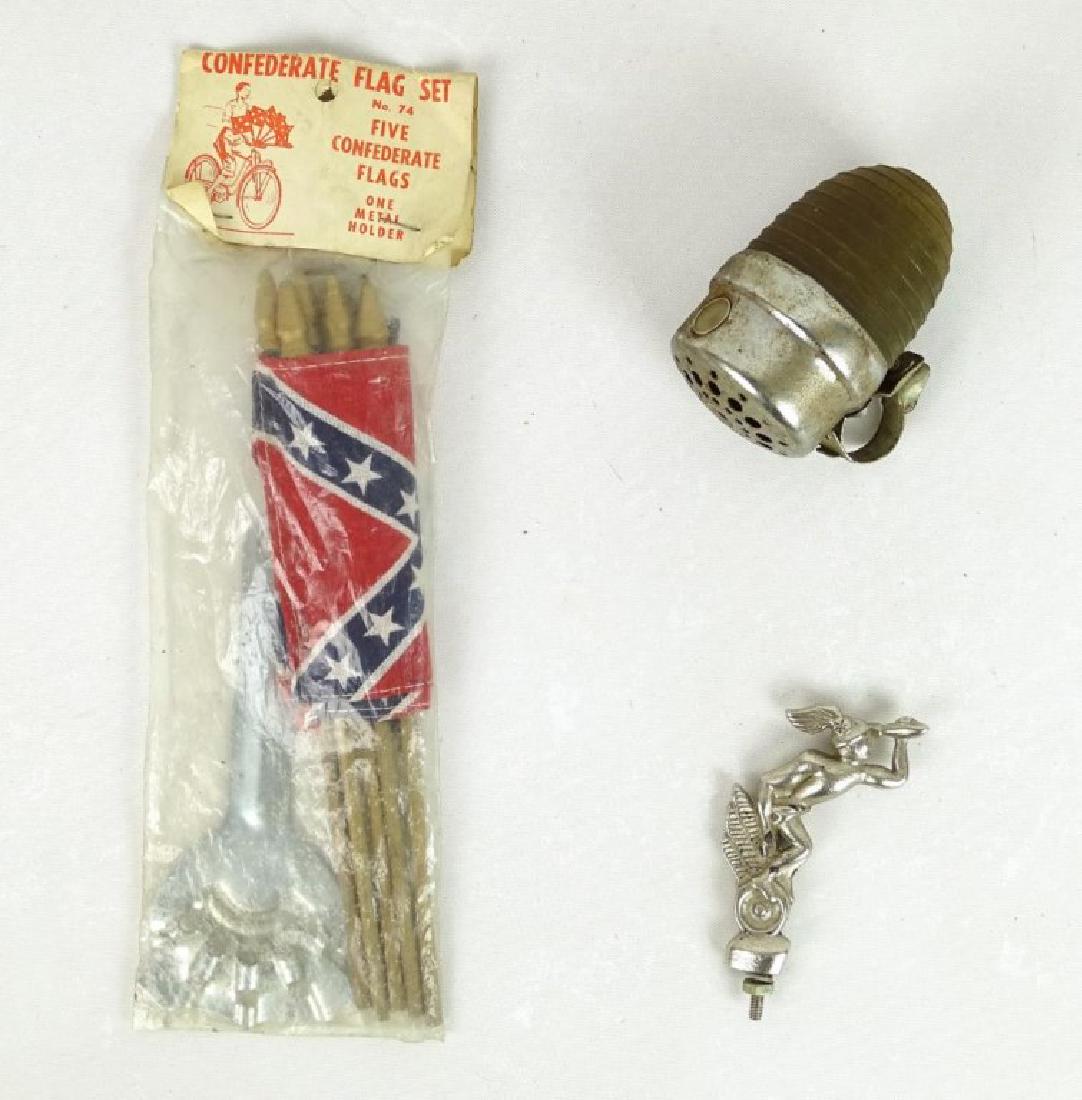 Accessory Lot (1 of 5)