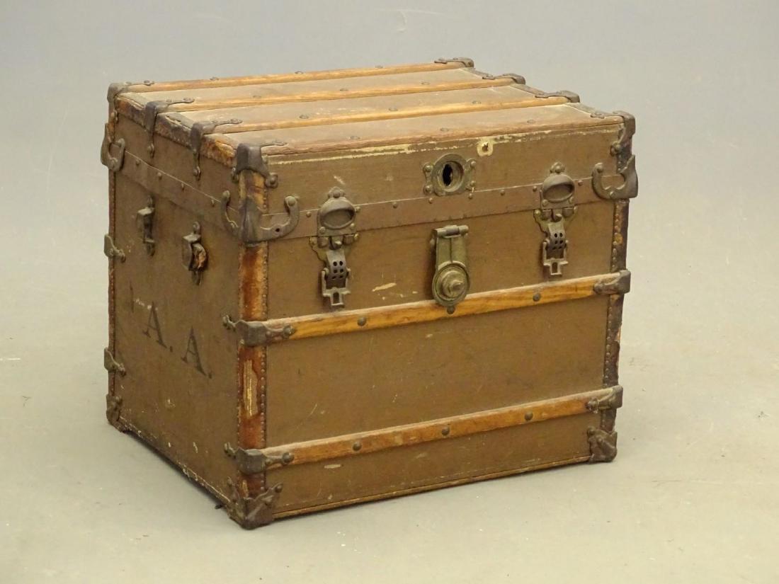 Steamer Trunk (1 of 4)