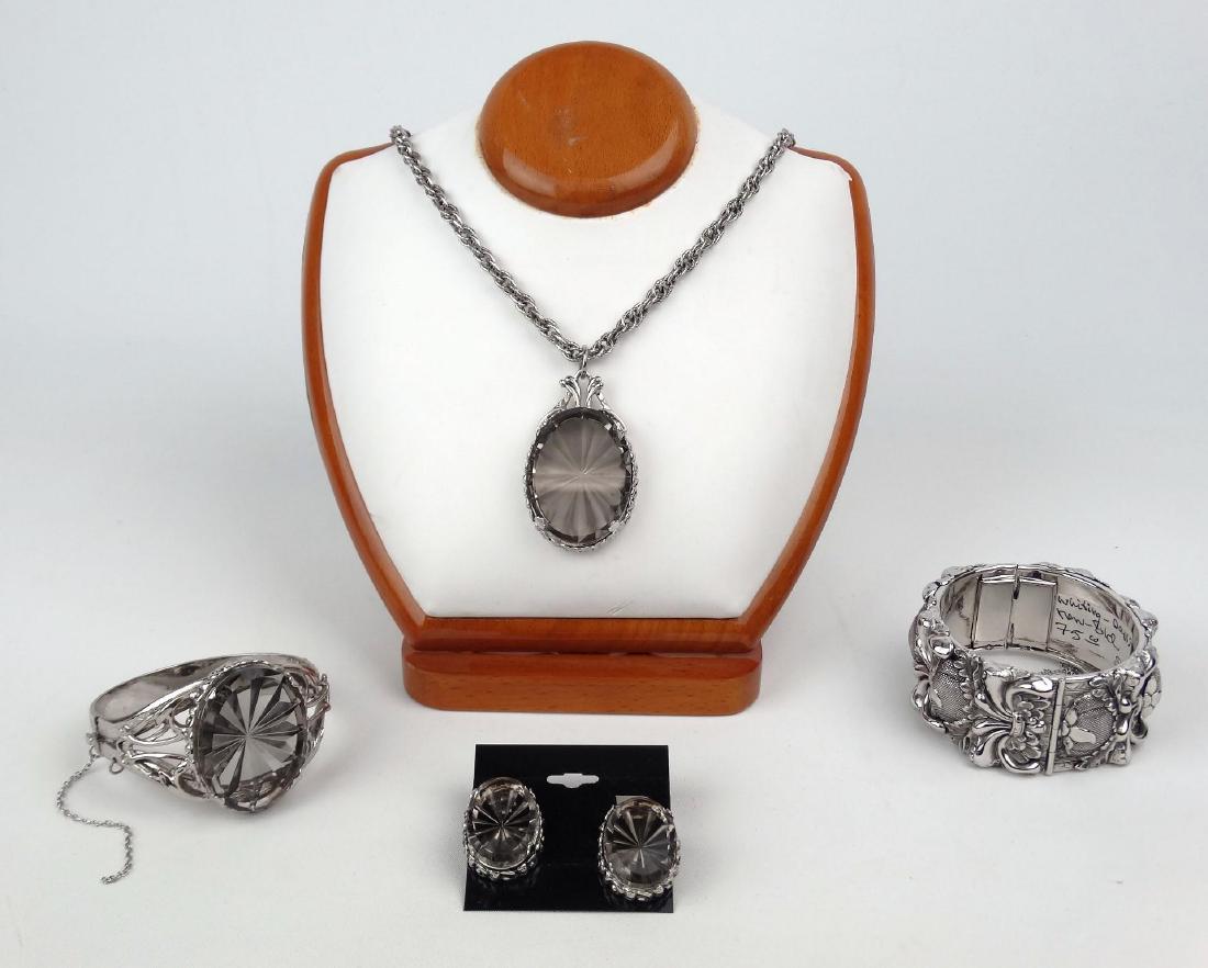 Whiting Davis Vintage Jewelry Set (1 of 18)