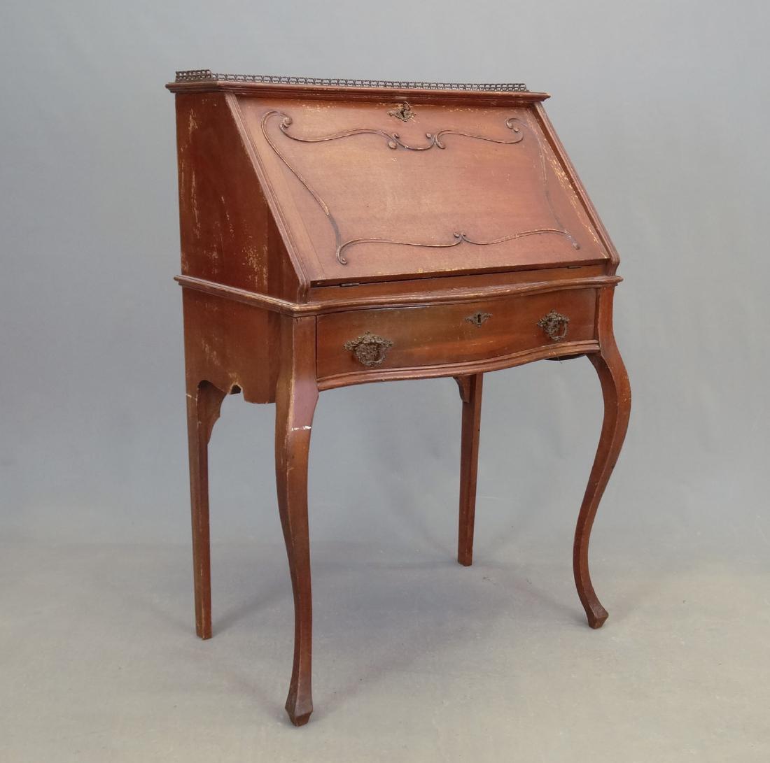 Victorian Desk (1 of 6)