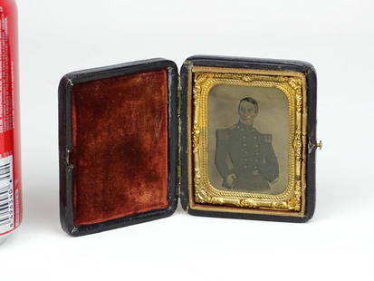 Ambrotype Of Major Robert Anderson (Fort Sumter): Scarce 1/9 plate Ambrotype of Major Robert Anderson (Fort Sumter). Robert Anderson 1805-1871), he was a United States Army officer during the American Civil War. He defied the Confederacy and upheld t