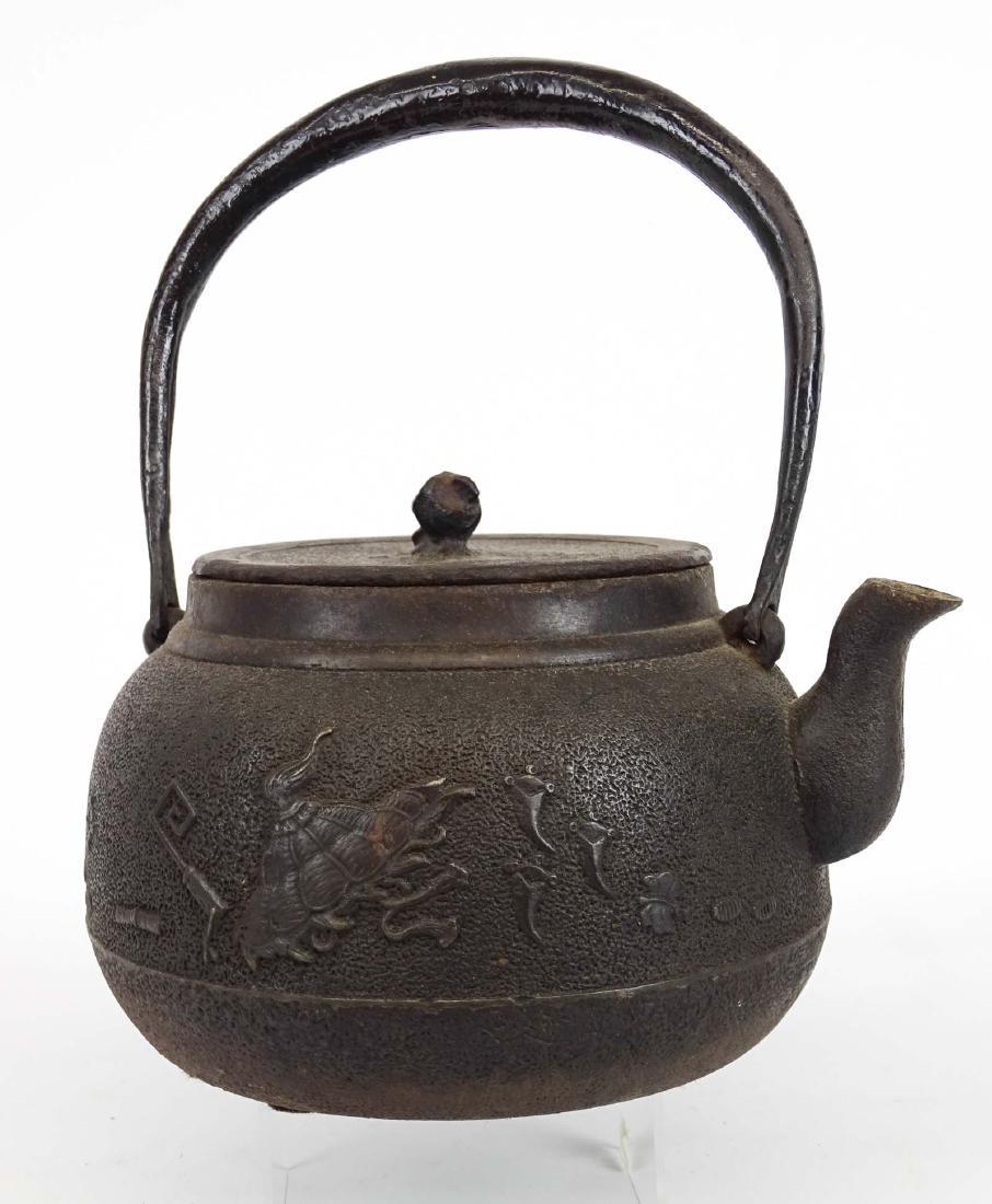Japanese Iron Teapot: Japanese iron Tetsubin teapot. 9" x 12" Ht..