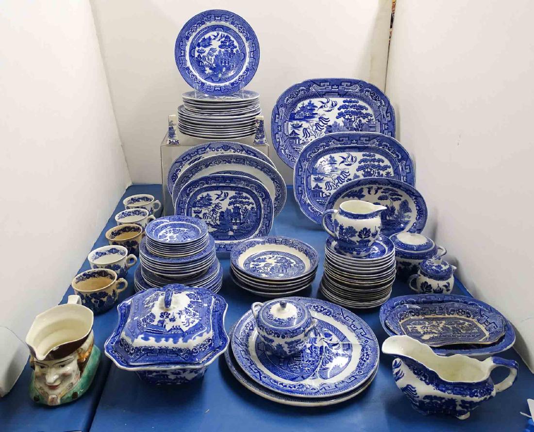 Blue Willow China (1 of 11)