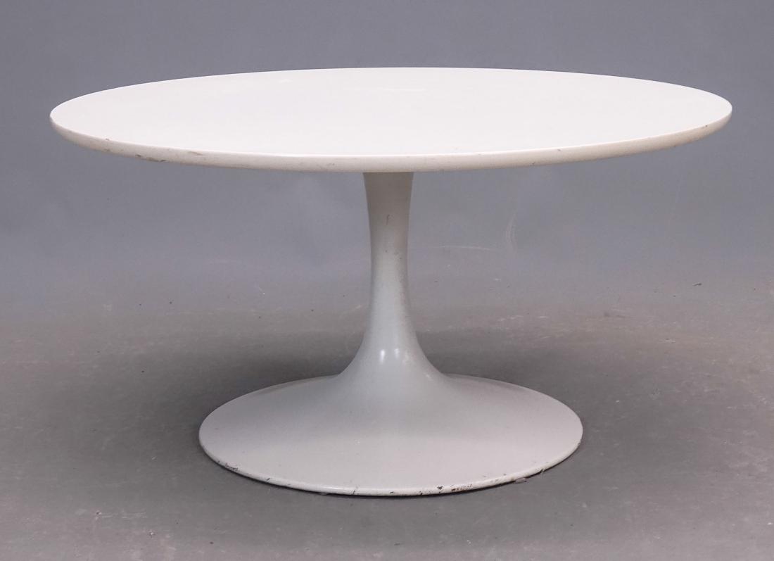 Saarinen Style Coffee Table (1 of 4)