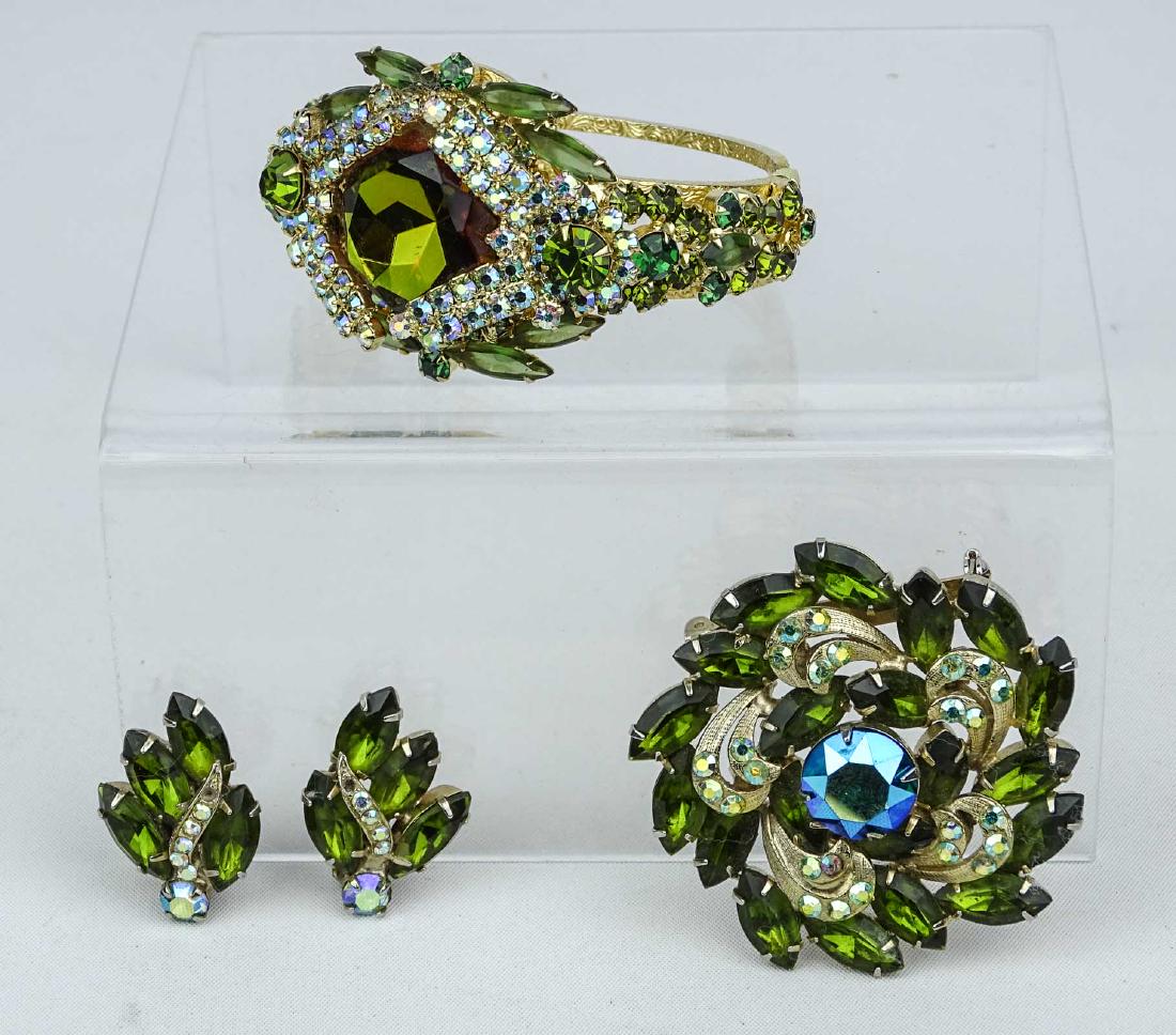 Rhinestone Jewelry (1 of 13)