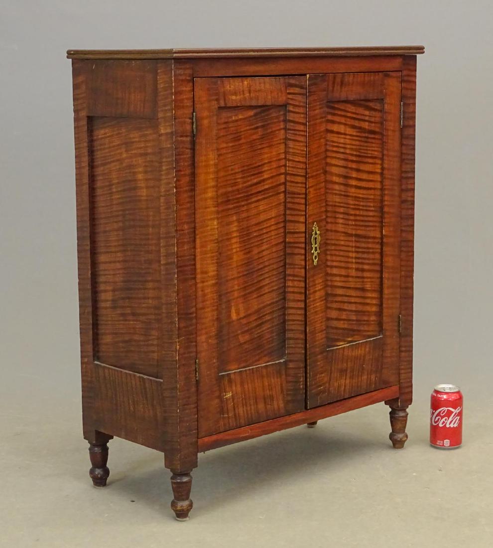 19th c. Tiger Maple Cupboard (1 of 4)