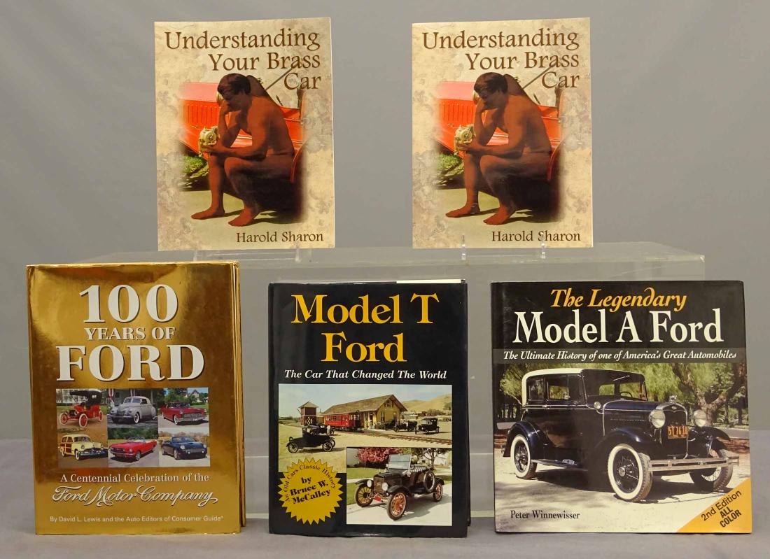Ford Book Lot: Lot (5) Ford related books. Good condition.