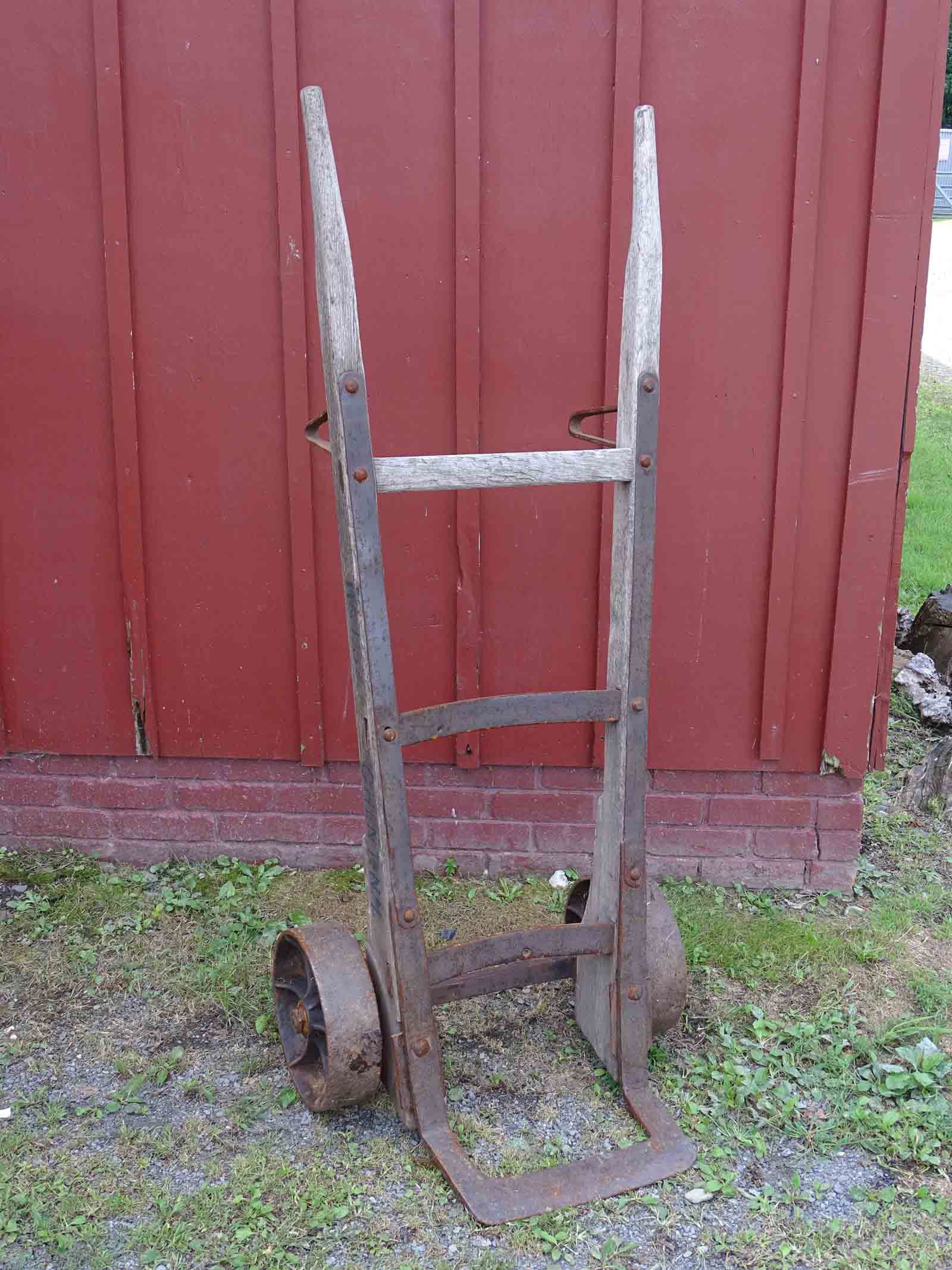 Early Hand Truck (1 of 4)