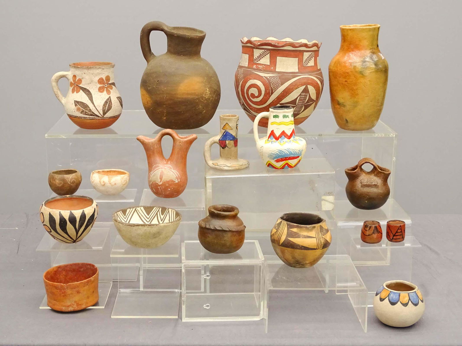 Southwest & Mexican Pottery Lot (1 of 20)