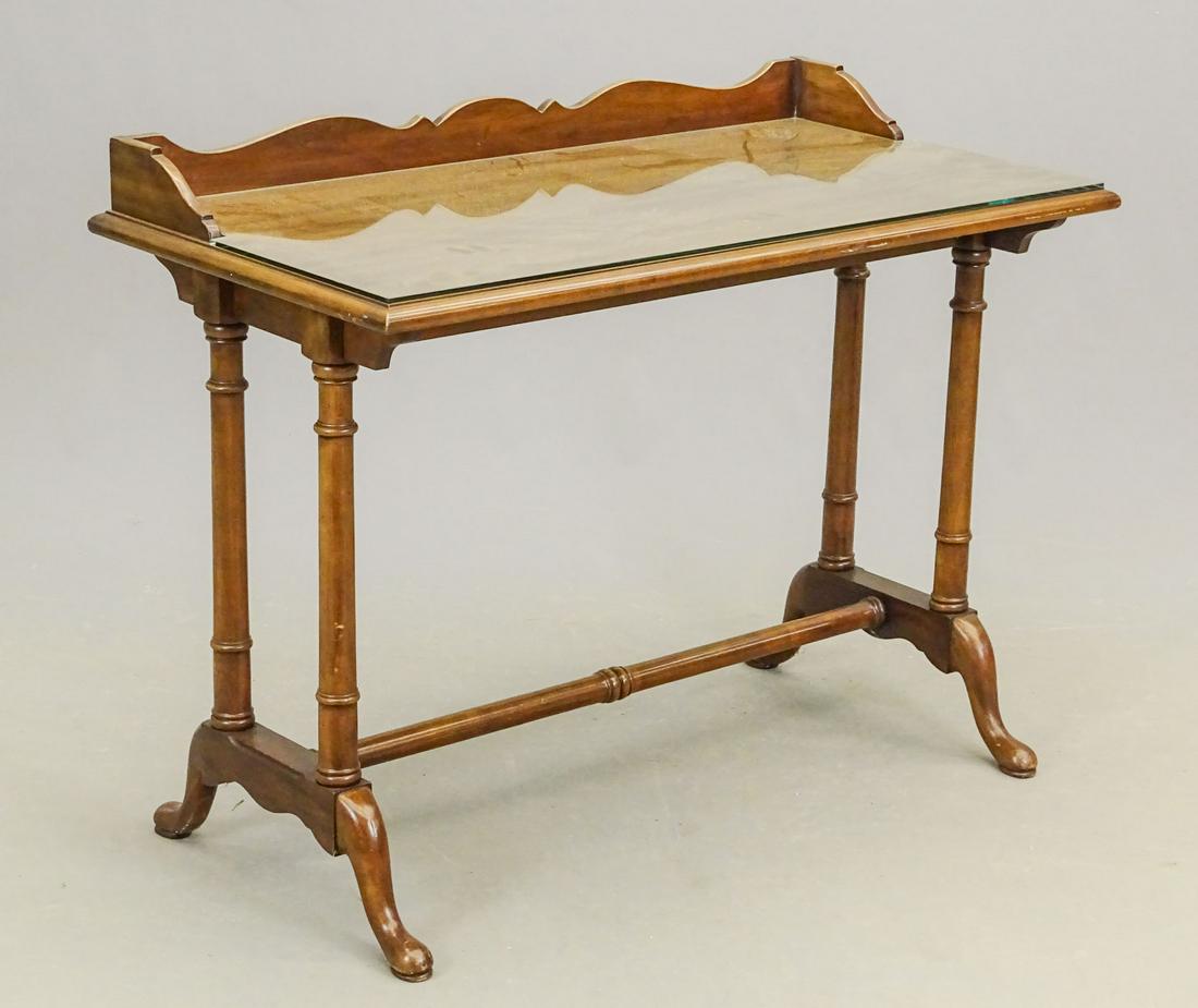 Decorative Table (1 of 3)