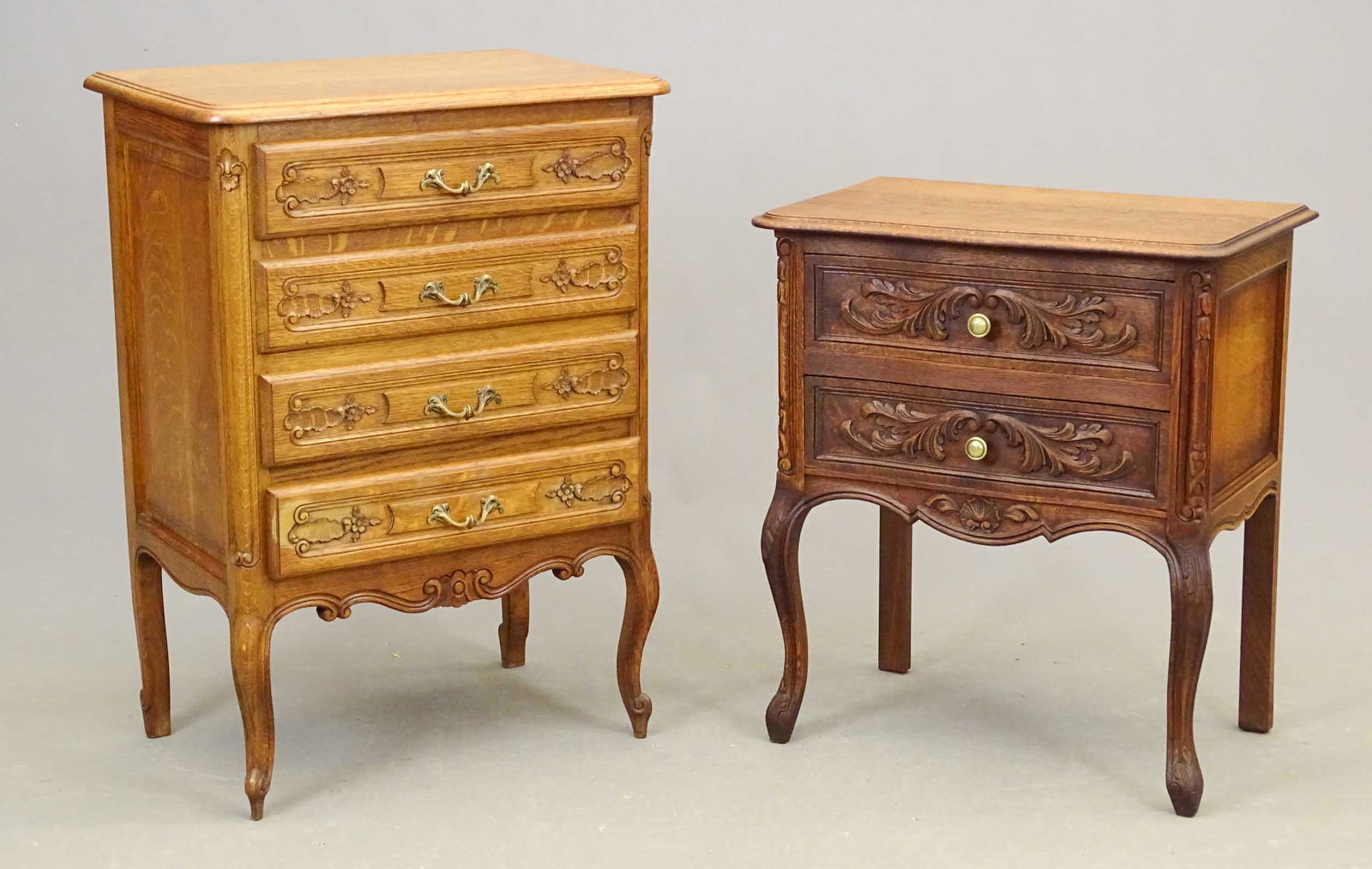 Lot (2) Oak Stands (1 of 9)