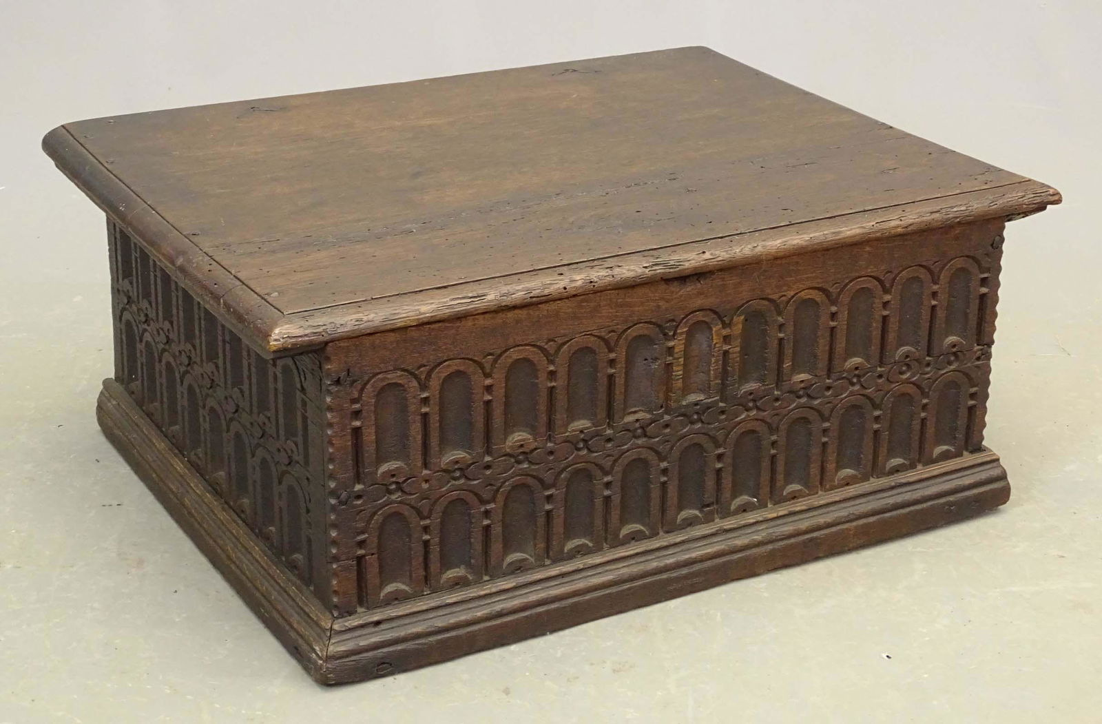 Early Oak Bible Box (1 of 4)