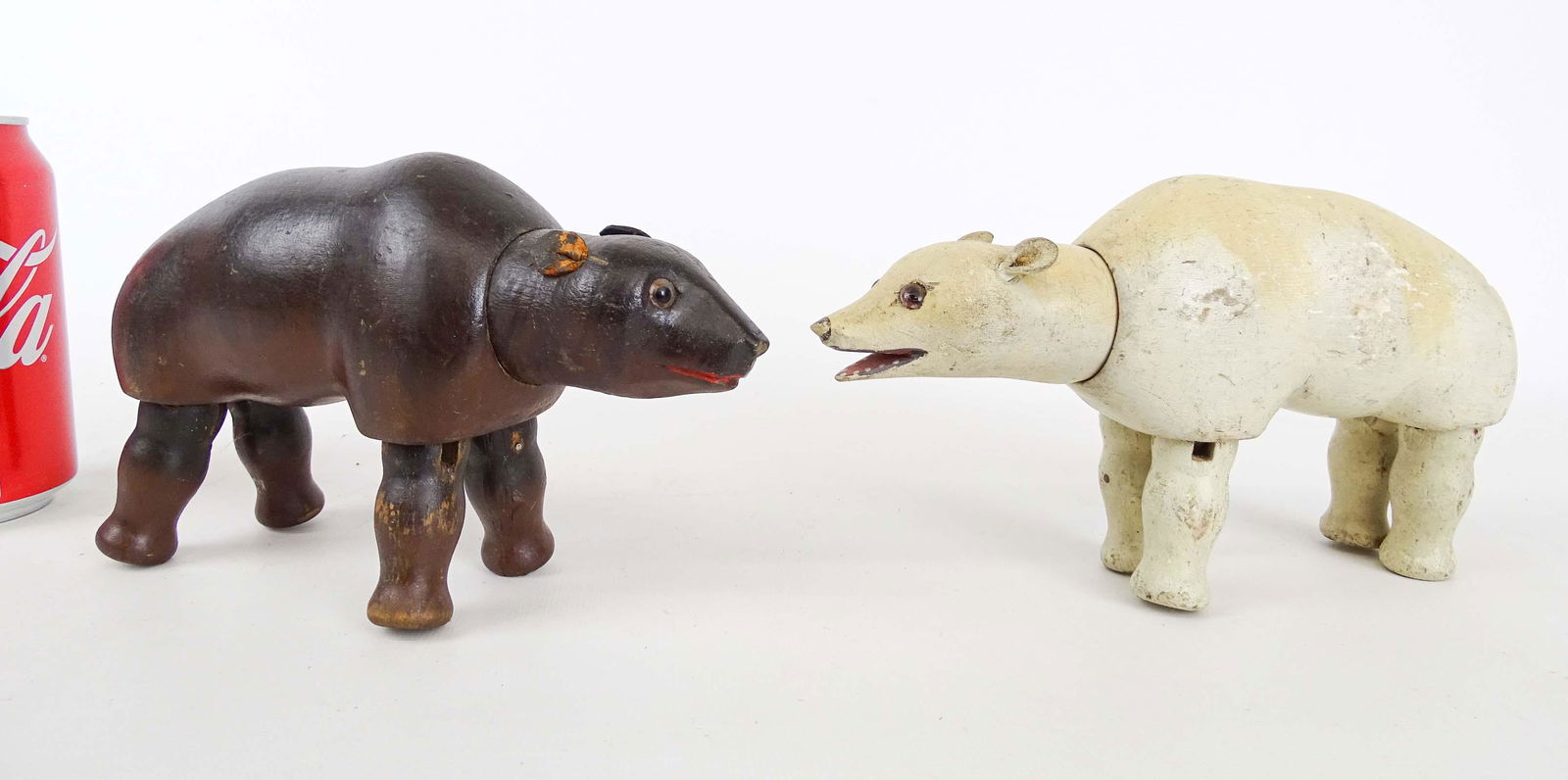 Schoenhut Bears (1 of 8)