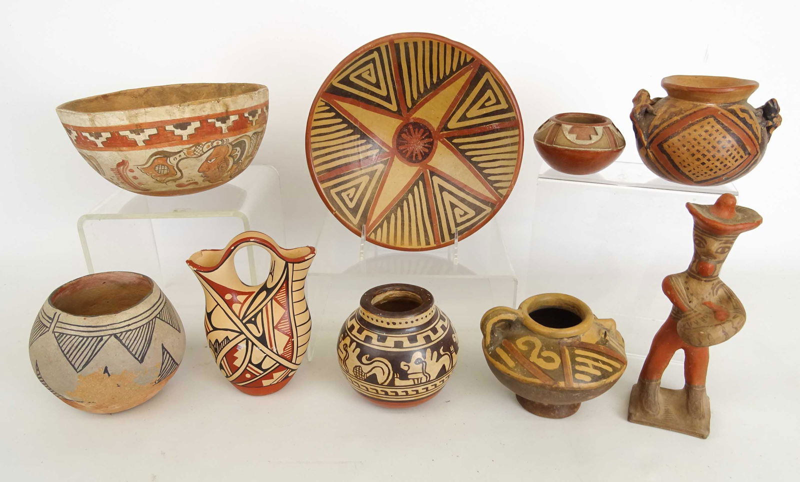 Mexican & Native American Pottery Lot (1 of 20)