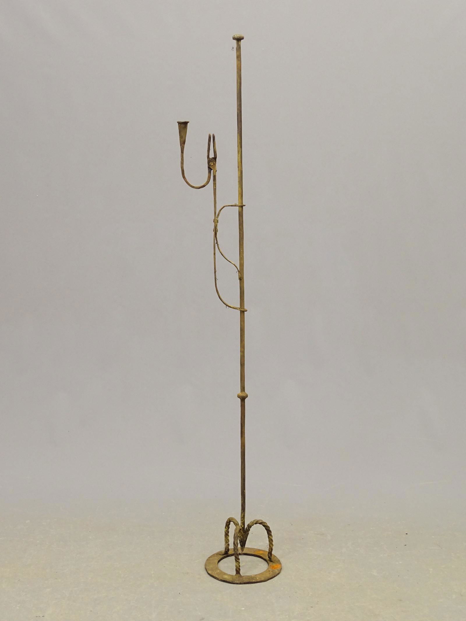 Iron Adjustable Floor Rush Light (1 of 3)