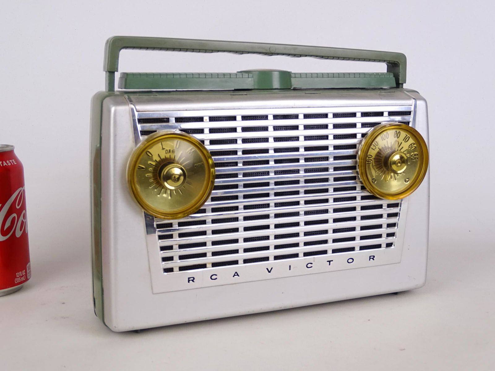 Vintage Radio: Funds To Benefit St. Judes Hospital (1 of 7)