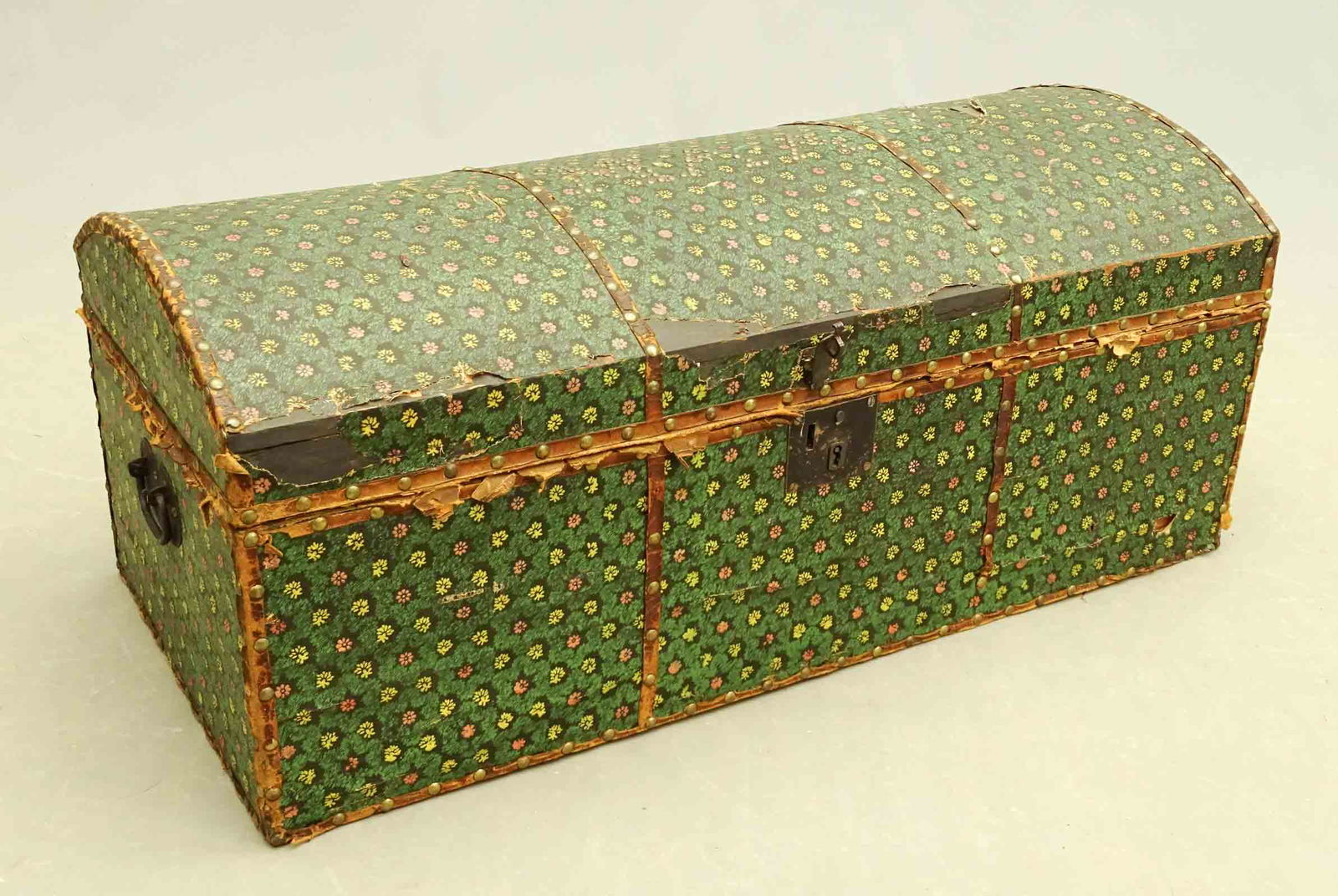 19th c. Wallpaper Trunk (1 of 5)
