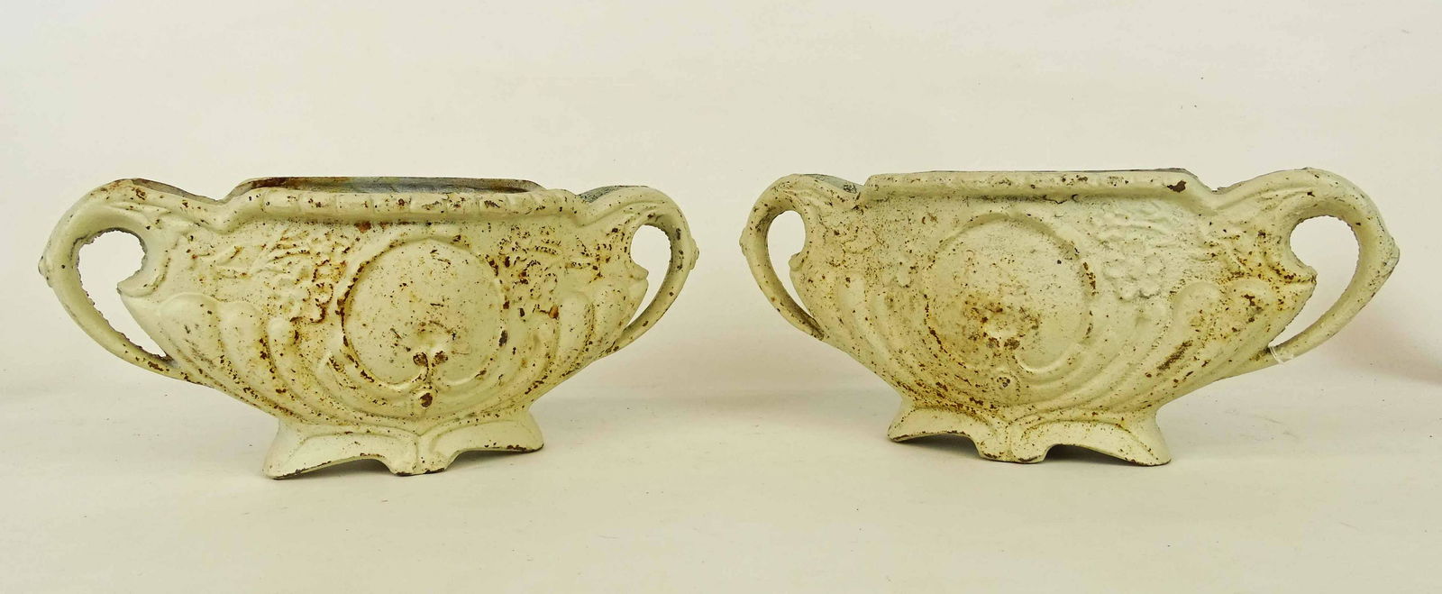 Pair Iron Planters (1 of 4)